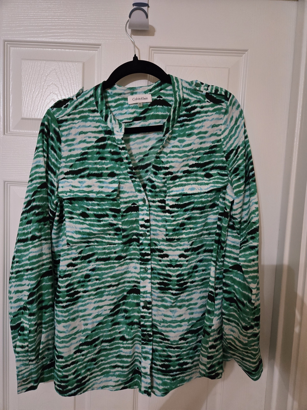 Calvin Klein Green Patterned Women's Button-Front Blouse